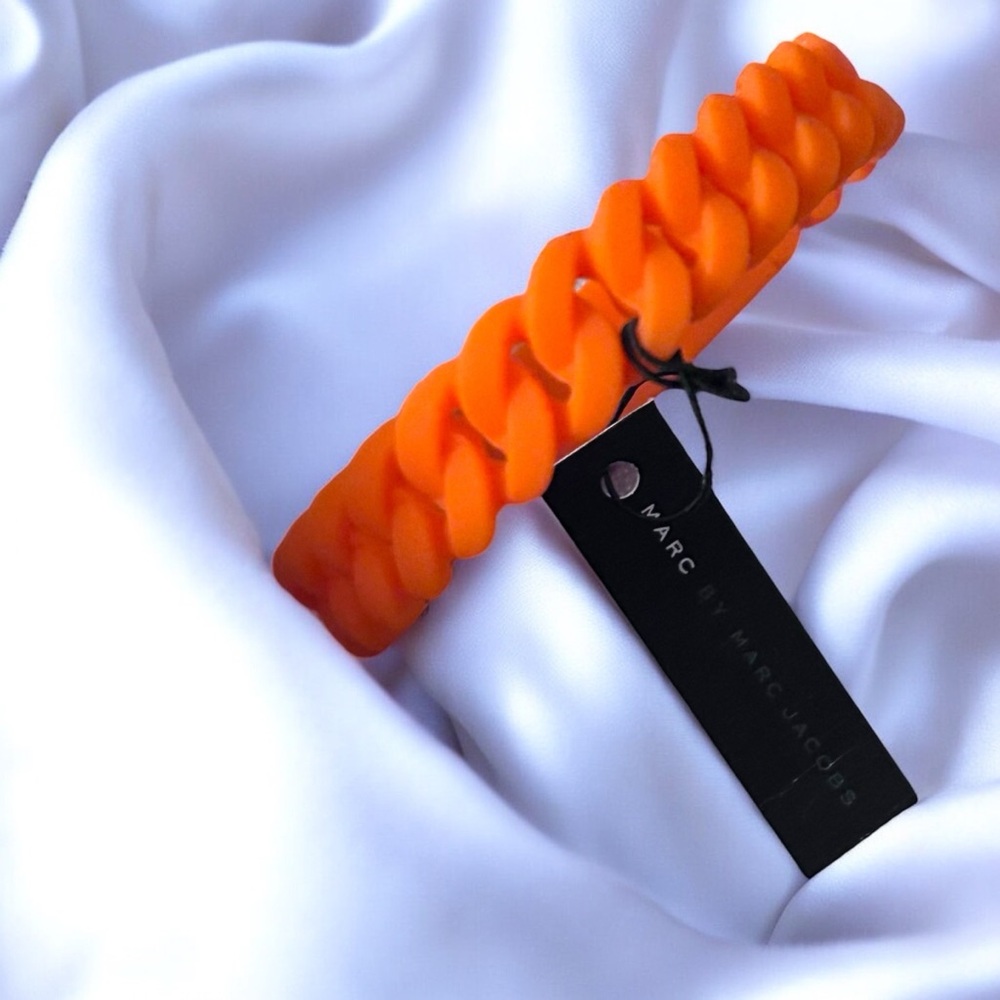 New Marc by Marc Jacobs Bracelet Fluoro Orange Stretch Braided Silicone - Picture 5 of 5